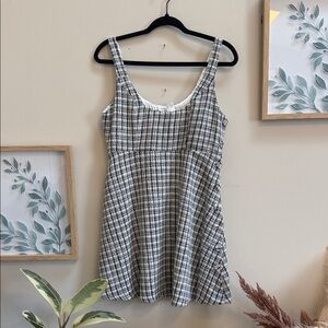 4SI3NNA Black and White Textured Fabric